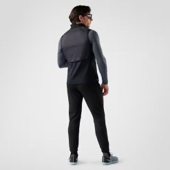 Alternative view of Smartwool Merino Socks Men's Active Fleece Wind Insulated Vest