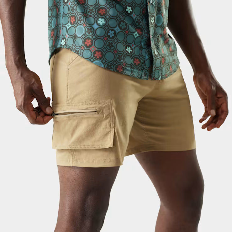Smartwool Merino Socks Men's Merino 7 Cargo Hike Short - Image 4