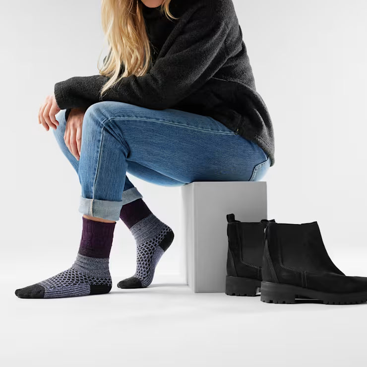 Smartwool Merino Socks Women's Everyday Cozy Popcorn Cable Crew Socks - Image 2