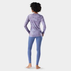 Alternative view of Smartwool Merino Socks Women's Classic All-Season Merino Base Layer Crew